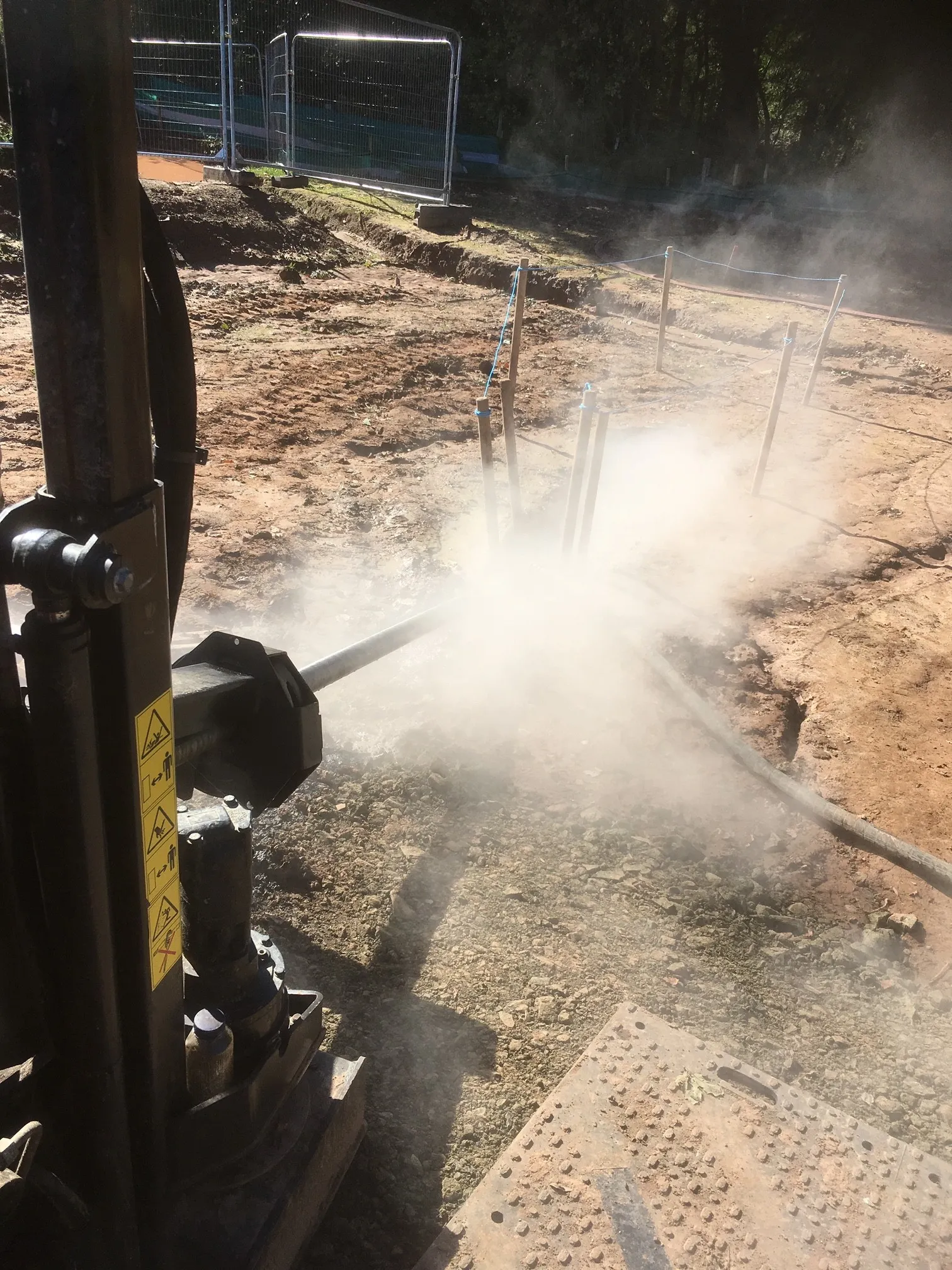 Directional drilling rig boring the 900mm outfall through rock at Hopton